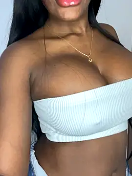 Snapshot of tashaaaaa2395 chatting on 12-18-25, 07:53 tashaaaaa2395 online show from 12-18-25, 07:53