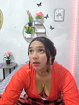 Snapshot of aymy2026 chatting on 12-03-25, 12:18 aymy2026 online show from 12-03-25, 12:18