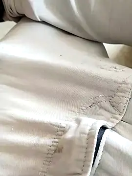 Roy   121 online show from 11-22-25, 05:06