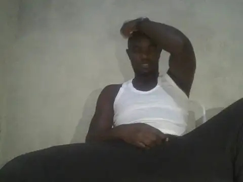 UsTwo  online show from 12-15-25, 07:29