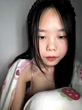 Kiee-lee online show from 12-13-25, 07:53