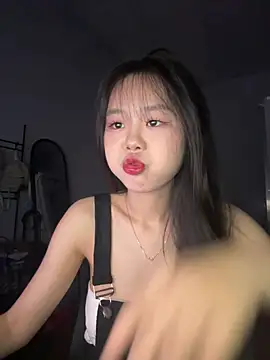 Kiee-lee online show from 04-03-26, 03:32