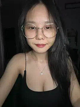 Kiee-lee online show from 07-12-26, 04:42