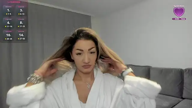 rossana doll online show from 02-02-26, 07:07