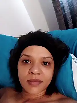 Snapshot of Cadence28 chatting on 12-17-25, 04:07 Cadence28 online show from 12-17-25, 04:07