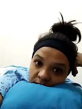 Snapshot of Cadence28 chatting on 01-08-26, 04:26 Cadence28 online show from 01-08-26, 04:26