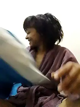 Snapshot of Cadence28 chatting on 01-10-26, 04:58 Cadence28 online show from 01-10-26, 04:58