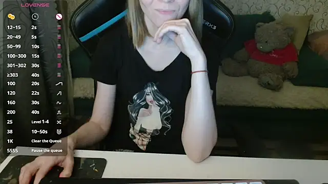 Snapshot of __Katherine___ chatting on 12-03-25, 03:21 Katherine online show from 12-03-25, 03:21