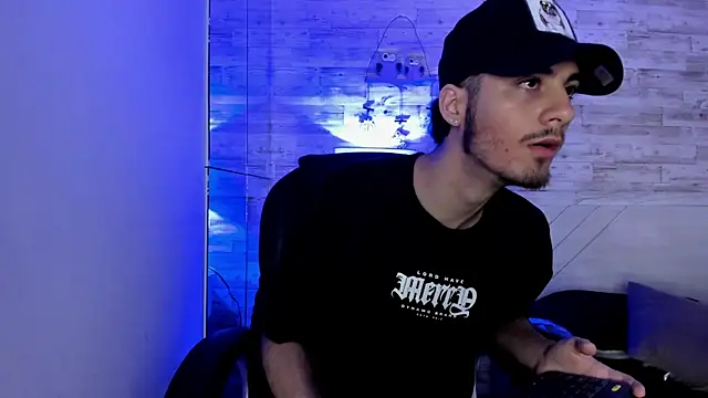 Emir Ozan  online show from 12-20-25, 11:28