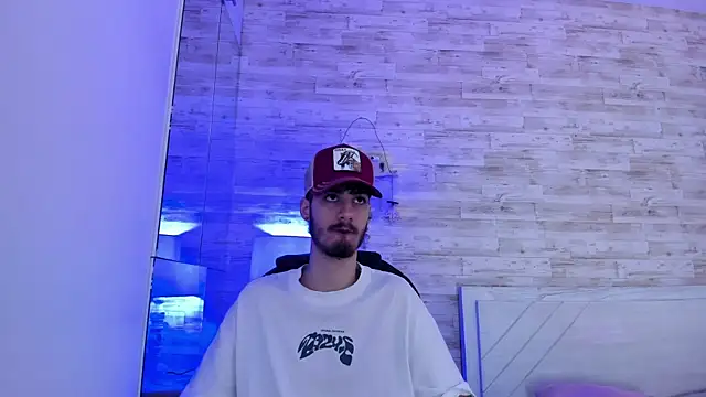 Emir Ozan  online show from 01-10-26, 11:34