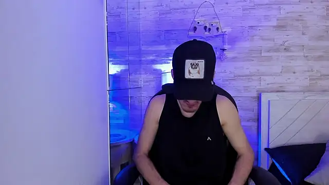 Emir Ozan  online show from 02-11-26, 06:57