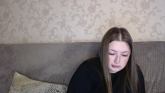 GirlPlayer online show from 04-13-26, 01:33