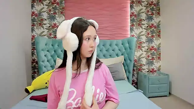 MonicaSway online show from 11-27-25, 03:47