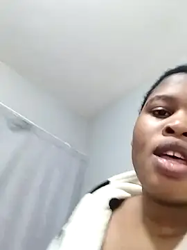 Snapshot of Cherrydollx chatting on 05-19-26, 08:15 Cherrydollx online show from 05-19-26, 08:15