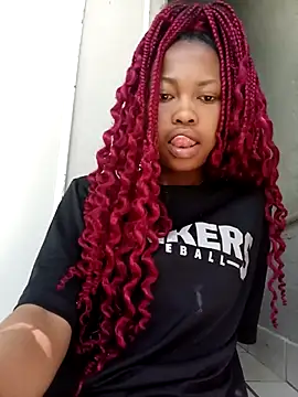 Sweethoneypot25 online show from 02-05-26, 09:14