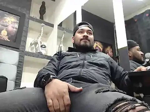 Snapshot of Liam_hairy chatting on 11-27-25, 04:58 Liam hairy online show from 11-27-25, 04:58