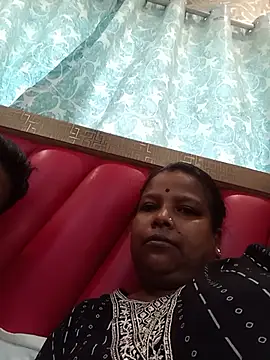 Snapshot of golugulu chatting on 11-29-25, 03:31 golugulu online show from 11-29-25, 03:31