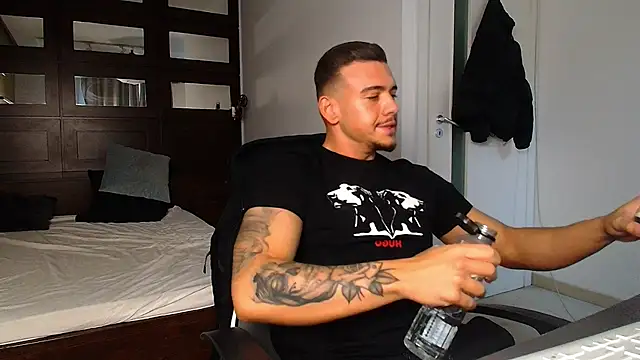 ElijahThorne online show from 02-25-26, 10:14