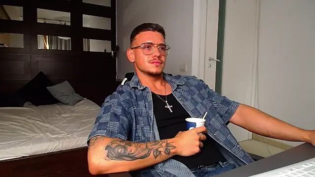 ElijahThorne online show from 03-14-26, 09:26