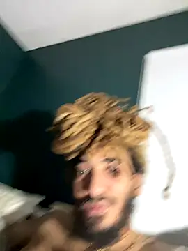 Snapshot of Herewegoooooo chatting on 11-21-25, 05:39 Herewegoooooo online show from 11-21-25, 05:39