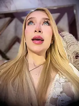 valeryfox   online show from 03-19-26, 10:47