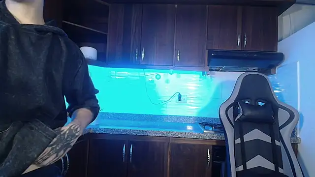 eren jeager online show from 01-11-26, 03:22