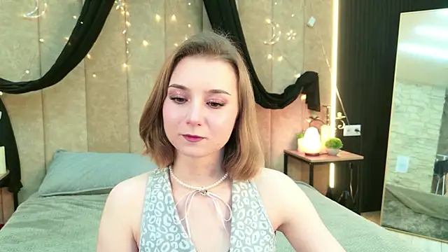 Snapshot of Janice_Corona chatting on 05-19-26, 03:51 Janice Corona online show from 05-19-26, 03:51