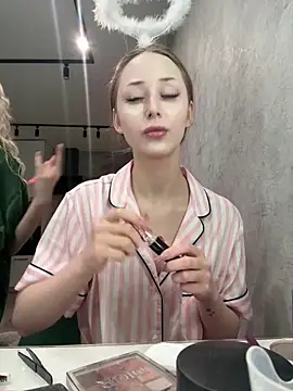 GraceSecrettt online show from 02-07-26, 04:54