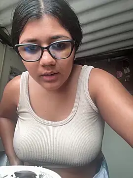 AlexisAndMartina3 online show from 12-20-25, 02:02