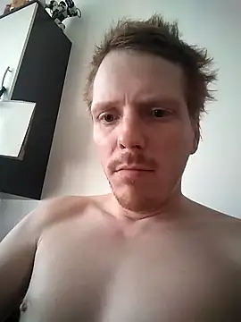 Snapshot of Vlasta23 chatting on 03-04-26, 01:06 Vlasta23 online show from 03-04-26, 01:06