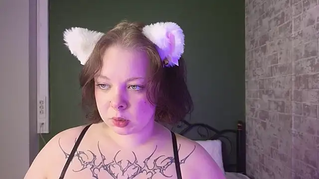 Snapshot of Vlada_vv chatting on 07-01-26, 01:29 Vlada vv online show from 07-01-26, 01:29