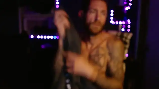 Snapshot of KingCole2390 chatting on 02-05-26, 02:49 KingCole2390 online show from 02-05-26, 02:49