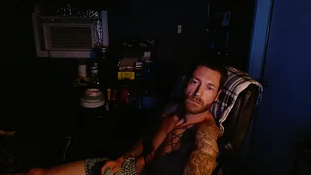 Snapshot of KingCole2390 chatting on 03-24-26, 05:23 KingCole2390 online show from 03-24-26, 05:23