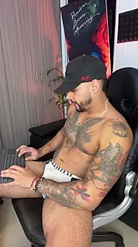 NikoHank online show from 12-19-25, 07:37