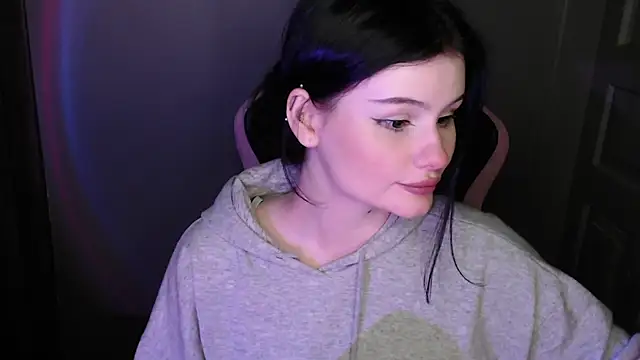 Moon raven online show from 02-21-26, 01:06