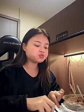 Toffee-00 online show from 01-13-26, 07:57