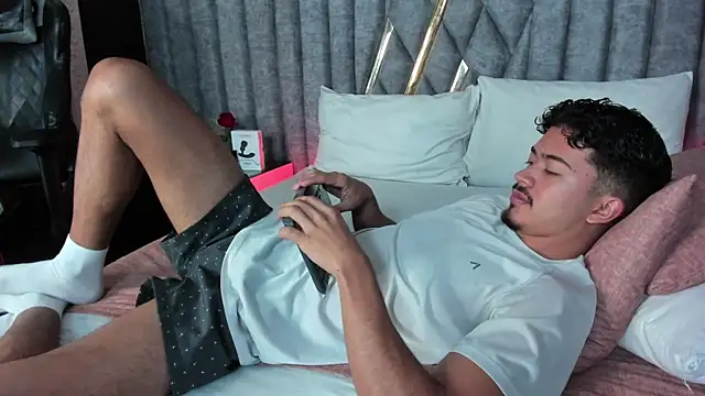 NicolaiKarav online show from 02-08-26, 12:08