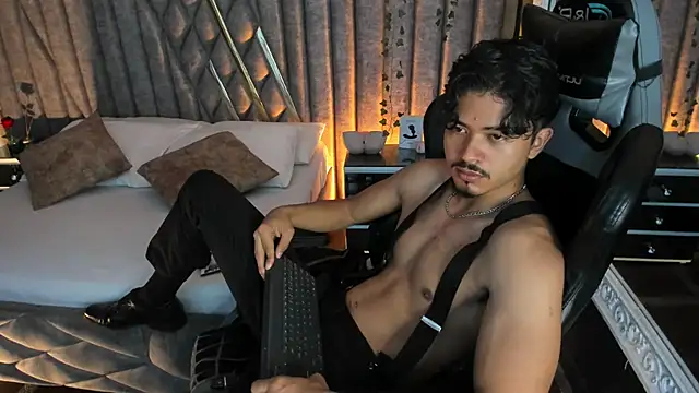 Snapshot of NicolaiKarav chatting on 07-01-26, 12:29 NicolaiKarav online show from 07-01-26, 12:29