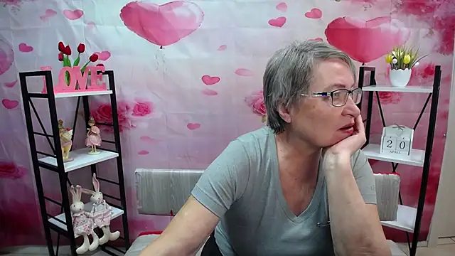 OlgaLuck online show from 04-20-26, 05:21