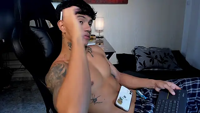 aress damon online show from 12-18-25, 10:05