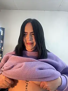 emily acorn online show from 11-28-25, 03:42