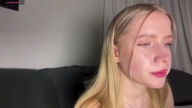 Alice meow15 online show from 04-03-26, 09:13