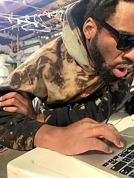 BlackWood777777 online show from 01-18-26, 07:28