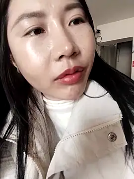 Snapshot of babe-mup chatting on 11-26-25, 05:41 babe-mup online show from 11-26-25, 05:41