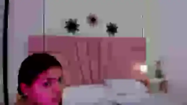 Snapshot of Ambar85 chatting on 02-26-26, 11:20 Ambar85 online show from 02-26-26, 11:20