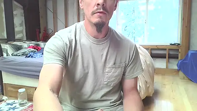 Ruggeddude8 online show from 04-12-26, 09:20