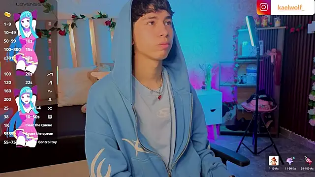 kaelwolf tay online show from 03-20-26, 07:08