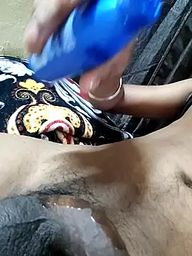 Snapshot of Handsome_09 chatting on 11-28-25, 07:00 Handsome 09 online show from 11-28-25, 07:00