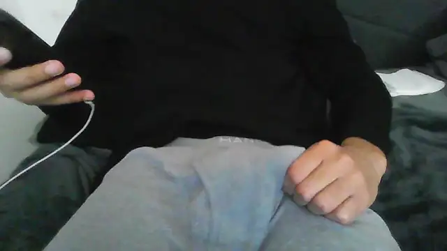 latinman7944 online show from 02-25-26, 06:56