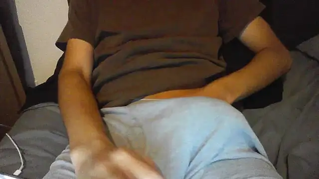 Snapshot of latinman7944 chatting on 07-07-26, 06:47 latinman7944 online show from 07-07-26, 06:47